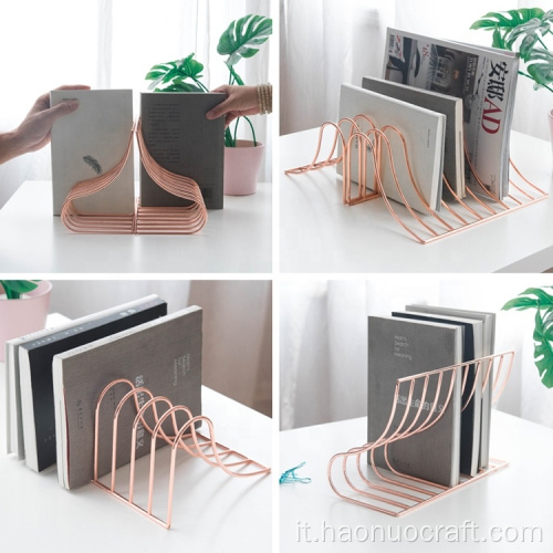 Piano del tavolo a forma di S Scaffale creativo per libri del dormitorio